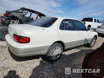 Trzecie zdjęcie samochodu z tyłu: 1996 TOYOTA CAMRY LE VIN:JT2BF12K9T0134918 - miniatura