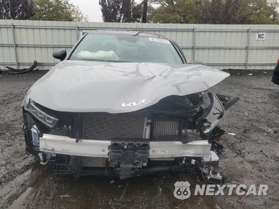 Piąte zdjęcie samochodu w środku: 2023 KIA K5 GT LINE VIN:5XXG64J22PG216025 - miniatura