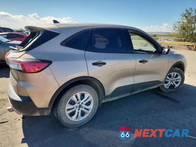 Trzecie zdjęcie samochodu z tyłu: 2021 FORD ESCAPE S VIN:1FMCU9F69MUA18086 - miniatura