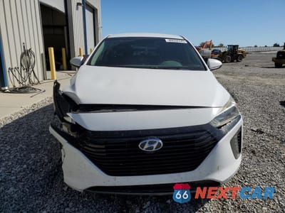 Piąte zdjęcie samochodu w środku: 2017 HYUNDAI IONIQ SEL VIN:KMHC75LC0HU052157 - miniatura