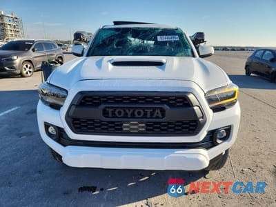 Piąte zdjęcie samochodu w środku: 2022 TOYOTA TACOMA DOUBLE CAB VIN:3TMAZ5CN6NM188932 - miniatura