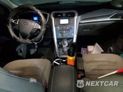 Zdjęcie 8 z 12 samochodu: 2016 FORD FUSION S VIN:3FA6P0G77GR134299 - miniatura