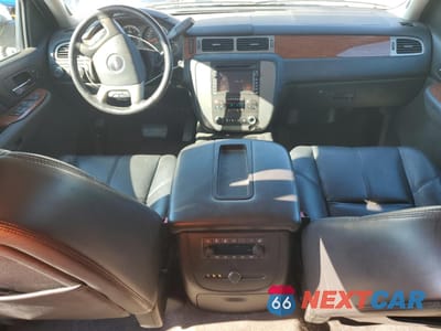 Zdjęcie 8 z 15 samochodu: 2008 GMC YUKON XL K1500 VIN:1GKFK16358R255511 - miniatura