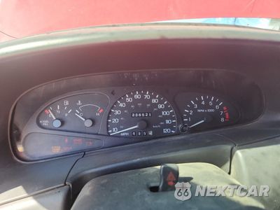 Zdjęcie 9 z 14 samochodu: 2002 FORD ESCORT ZX2 VIN:3FAFP11352R226533 - miniatura
