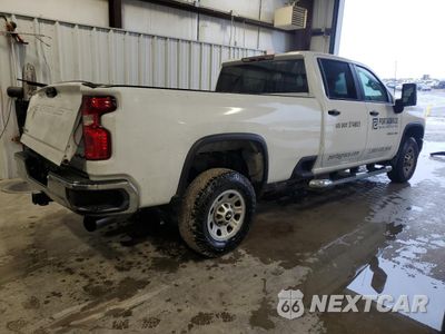 Trzecie zdjęcie samochodu z tyłu: 2021 CHEVROLET SILVERADO K3500 VIN:1GC4YSEY6MF105682 - miniatura