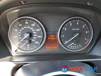 Zdjęcie 9 z 12 samochodu: 2014 BMW X1 XDRIVE28I VIN:WBAVL1C56EVY17281 - miniatura