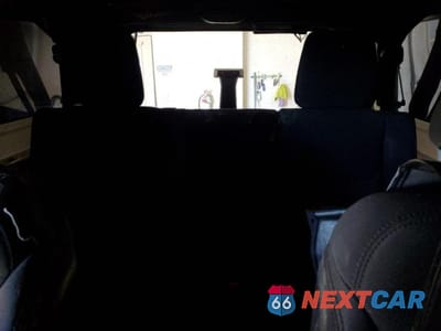 Zdjęcie 10 z 12 samochodu: 2013 JEEP WRANGLER UNLIMITED SPORT VIN:1C4BJWDG9DL623380 - miniatura