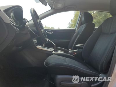 Zdjęcie 7 z 14 samochodu: 2016 NISSAN SENTRA S VIN:3N1AB7AP5GL675779 - miniatura