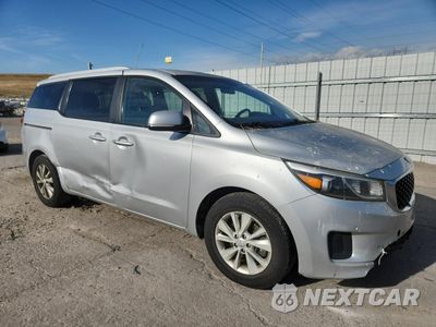 Czwarte zdjęcie samochodu z boku: 2017 KIA SEDONA LX VIN:KNDMB5C16H6249036 - miniatura