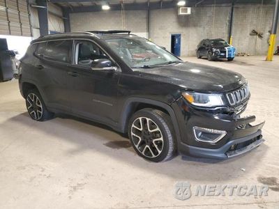 Czwarte zdjęcie samochodu z boku: 2017 JEEP COMPASS LIMITED VIN:3C4NJDCB2HT647053 - miniatura