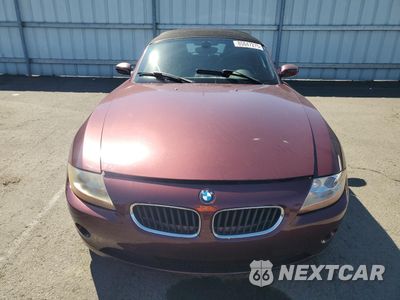 Piąte zdjęcie samochodu w środku: 2003 BMW Z4 3.0 VIN:4USBT53413LU05373 - miniatura