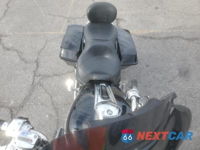 Piąte zdjęcie samochodu w środku: 2008 HARLEY-DAVIDSON FLHX VIN:1HD1KB4128Y676541 - miniatura