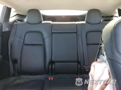 Zdjęcie 10 z 12 samochodu: 2024 TESLA Y VIN:7SAYGDEE2RF061958 - miniatura