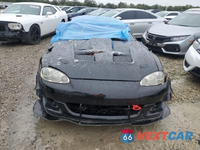 Piąte zdjęcie samochodu w środku: 1999 MAZDA MX-5 MIATA VIN:JM1NB3531X0118735 - miniatura