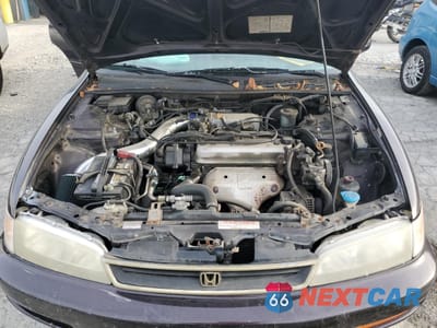 Zdjęcie 11 z 12 samochodu: 1997 HONDA ACCORD SE VIN:1HGCD5609VA041204 - miniatura