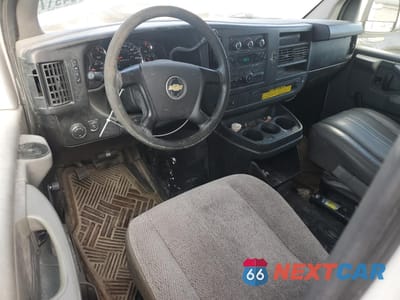 Zdjęcie 8 z 15 samochodu: 2012 CHEVROLET EXPRESS G1500 VIN:1GCSGAFX3C1109100 - miniatura