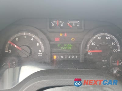 Zdjęcie 9 z 13 samochodu: 2017 FORD ECONOLINE E350 SUPER DUTY CUTAWAY VAN VIN:1FDWE3FS9HDC02292 - miniatura