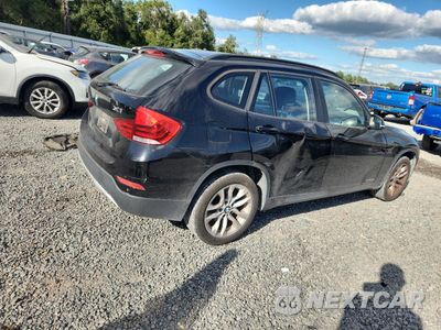 Trzecie zdjęcie samochodu z tyłu: 2015 BMW X1 XDRIVE28I VIN:WBAVL1C59FVY25473 - miniatura