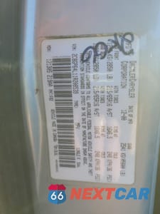 Zdjęcie 13 z 13 samochodu: 2001 CHRYSLER TOWN & COUNTRY LIMITED VIN:2C8GP64L11R208539 - miniatura