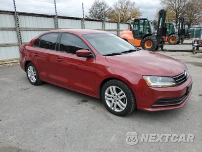 Czwarte zdjęcie samochodu z boku: 2018 VOLKSWAGEN JETTA S VIN:3VW2B7AJ1JM262768 - miniatura