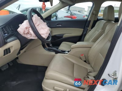 Zdjęcie 7 z 13 samochodu: 2016 ACURA ILX PREMIUM VIN:19UDE2F73GA017691 - miniatura