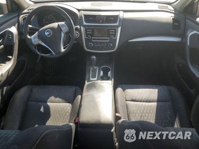 Zdjęcie 8 z 13 samochodu: 2018 NISSAN ALTIMA 2.5 VIN:1N4AL3AP6JC211136 - miniatura