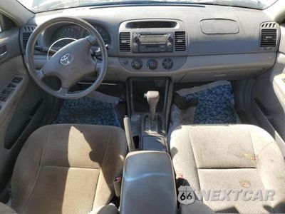 Zdjęcie 8 z 13 samochodu: 2003 TOYOTA CAMRY LE VIN:4T1BE32K33U191478 - miniatura