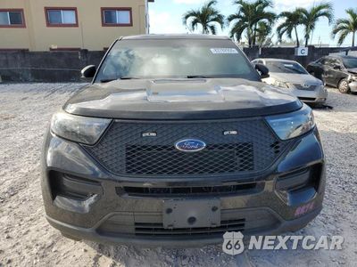 Piąte zdjęcie samochodu w środku: 2022 FORD EXPLORER POLICE INTERCEPTOR VIN:1FM5K8AB1NGA07368 - miniatura