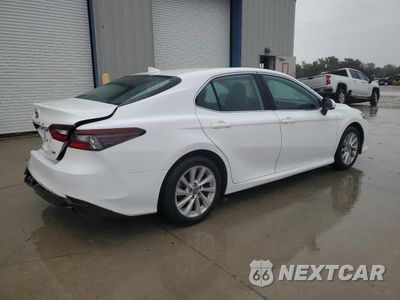 Trzecie zdjęcie samochodu z tyłu: 2023 TOYOTA CAMRY LE VIN:4T1C11AK9PU798027 - miniatura