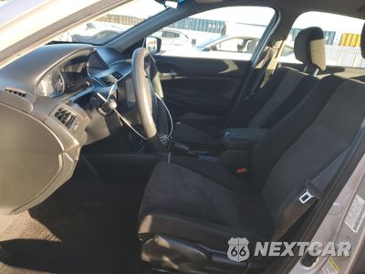 Zdjęcie 7 z 15 samochodu: 2010 HONDA ACCORD LX VIN:1HGCP2F3XAA160227 - miniatura
