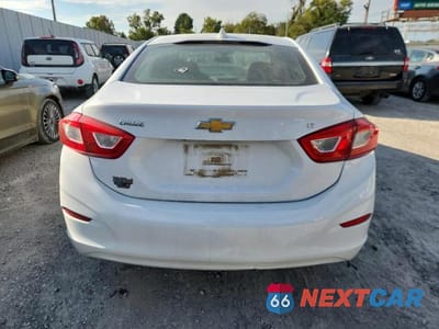 Zdjęcie 6 z 12 samochodu: 2019 CHEVROLET CRUZE LT VIN:1G1BE5SM6K7146266 - miniatura