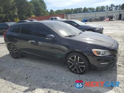 Czwarte zdjęcie samochodu z boku: 2018 VOLVO V60 T5 WAGON DYNAMIC VIN:YV140MELXJ2389290 - miniatura