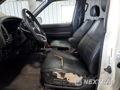 Zdjęcie 7 z 13 samochodu: 2004 NISSAN PATHFINDER LE VIN:JN8DR09Y94W916280 - miniatura