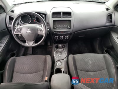 Zdjęcie 8 z 13 samochodu: 2015 MITSUBISHI RVR GT VIN:4A4AJ4AU1FE601724 - miniatura