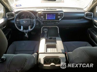 Zdjęcie 8 z 13 samochodu: 2023 TOYOTA TUNDRA DOUBLE CAB SR VIN:5TFLA5AA2PX028009 - miniatura