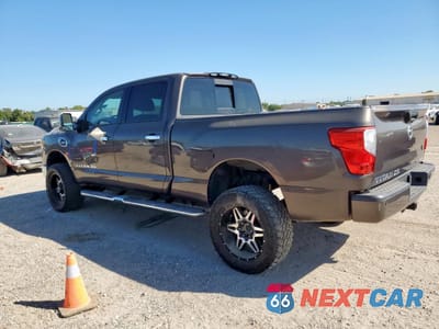 Drugie zdjęcie samochodu z przodu: 2016 NISSAN TITAN XD SL VIN:1N6BA1F47GN514606 - miniatura