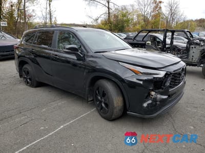Czwarte zdjęcie samochodu z boku: 2024 TOYOTA HIGHLANDER HYBRID XLE VIN:5TDKBRCH7RS625577 - miniatura