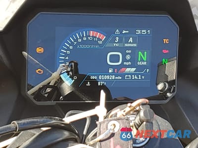 Zdjęcie 7 z 11 samochodu: 2024 SUZUKI GSX800 F VIN:JS1EM13B4R7101750 - miniatura