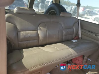 Zdjęcie 11 z 15 samochodu: 1997 CHEVROLET TAHOE K1500 VIN:3GNEK18R3VG112763 - miniatura