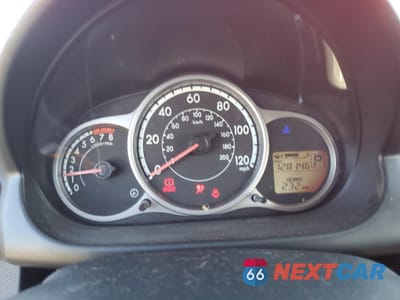 Zdjęcie 9 z 12 samochodu: 2013 MAZDA MAZDA2 VIN:JM1DE1LY7D0158559 - miniatura