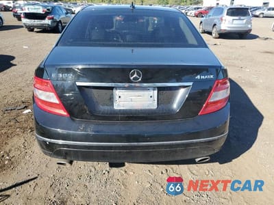 Zdjęcie 6 z 12 samochodu: 2011 MERCEDES-BENZ C 300 4MATIC VIN:WDDGF8BB7BR147141 - miniatura