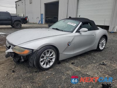 2004 BMW Z4 2.5 4USBT33564LR68577 - główne zdjęcie licytacji z USA - miniatura