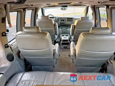 Zdjęcie 9 z 10 samochodu: 2005 CHEVROLET EXPRESS G1500 VIN:1GBFG15T151225130 - miniatura