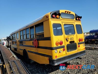 Trzecie zdjęcie samochodu z tyłu: 2006 THOMAS SAF-T-LINER C2 - SCHOOL BUS VIN:4UZAAXCS56CV84194 - miniatura
