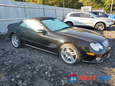 Czwarte zdjęcie samochodu z boku: 2007 MERCEDES-BENZ SL 550 VIN:WDBSK71F87F119385 - miniatura
