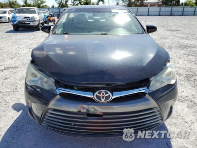 Piąte zdjęcie samochodu w środku: 2017 TOYOTA CAMRY LE VIN:4T1BF1FK5HU622762 - miniatura