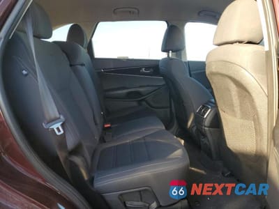 Zdjęcie 11 z 12 samochodu: 2019 KIA SORENTO L VIN:5XYPG4A3XKG561152 - miniatura
