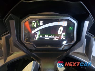 Zdjęcie 7 z 10 samochodu: 2025 KAWASAKI EX650 R VIN:ML5EXER11SDAD9758 - miniatura