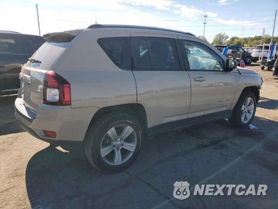 Trzecie zdjęcie samochodu z tyłu: 2017 JEEP COMPASS SPORT VIN:1C4NJDBB2HD143593 - miniatura