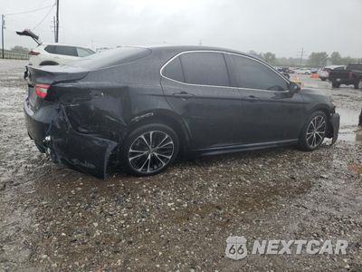 Trzecie zdjęcie samochodu z tyłu: 2018 TOYOTA CAMRY L VIN:4T1B11HK2JU607816 - miniatura